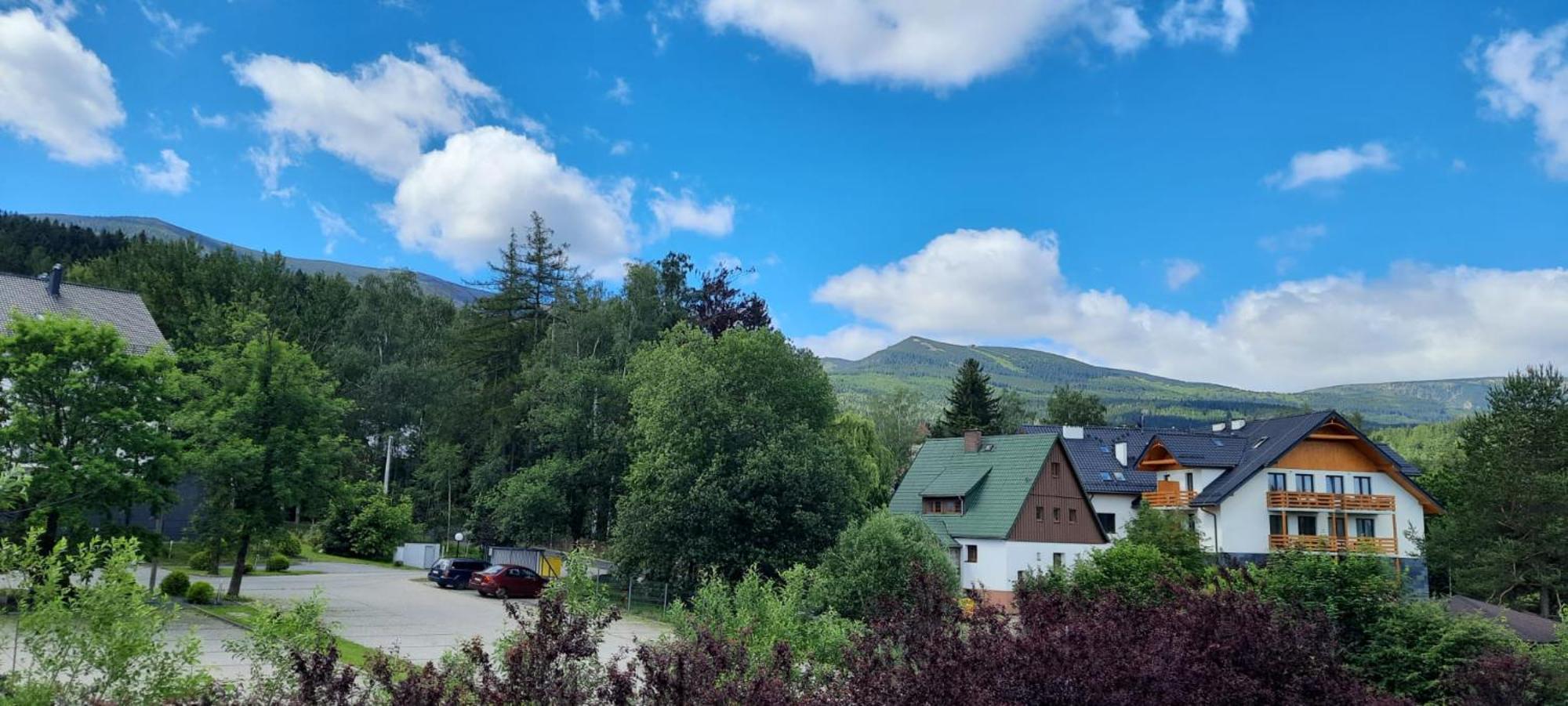Karkonoskie Widoki Apartamenty Karpacz Exterior foto